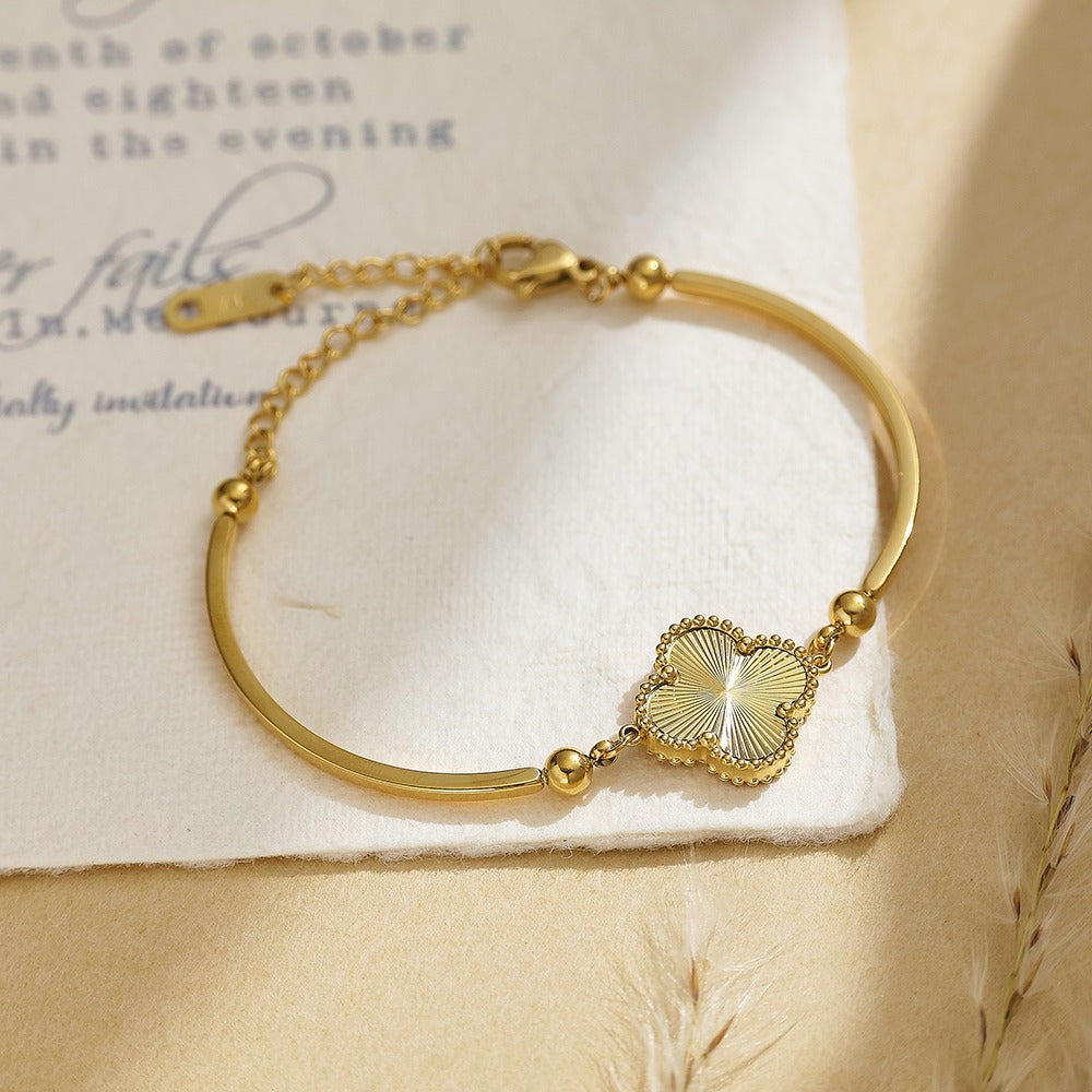 Clover chain/bangle