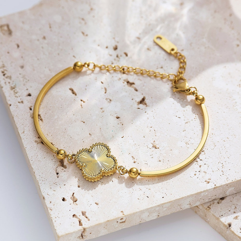 Clover chain/bangle