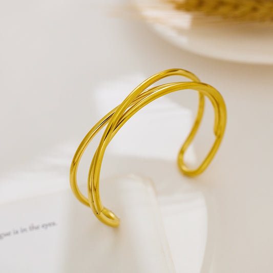 Half cuff bangle twisted design