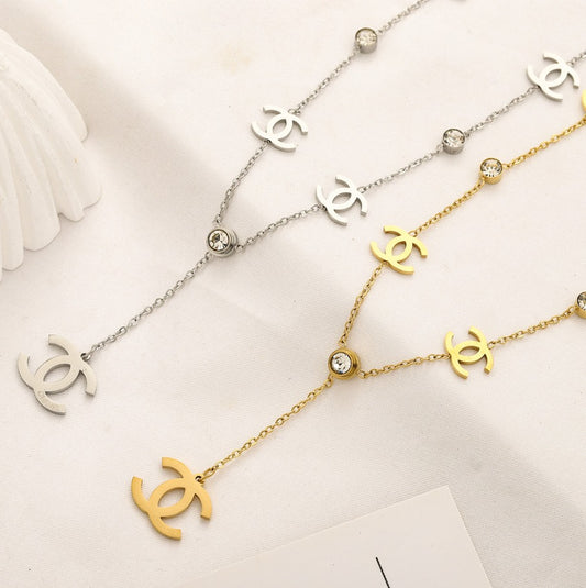 N-Chanel39. Chanel Necklace with stones and chanel embossement.