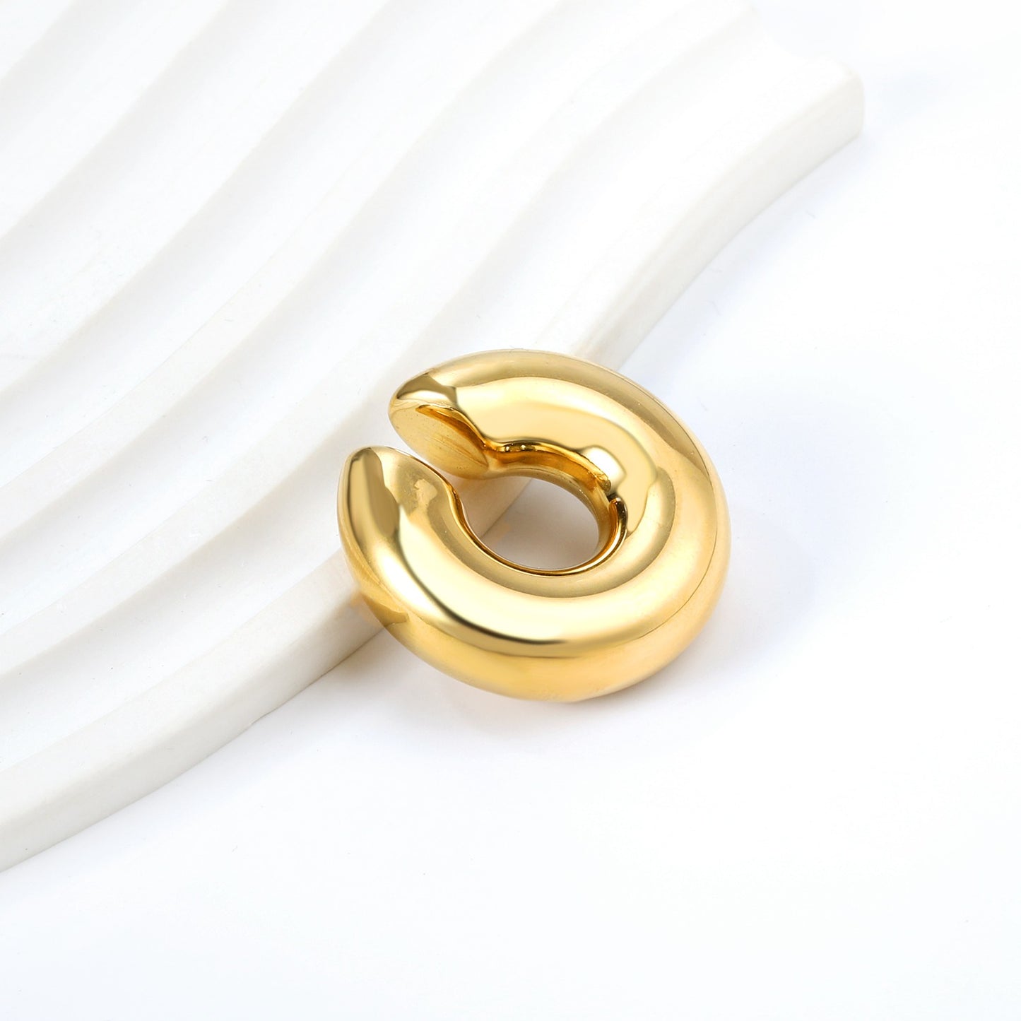 Plain cuff earrings
