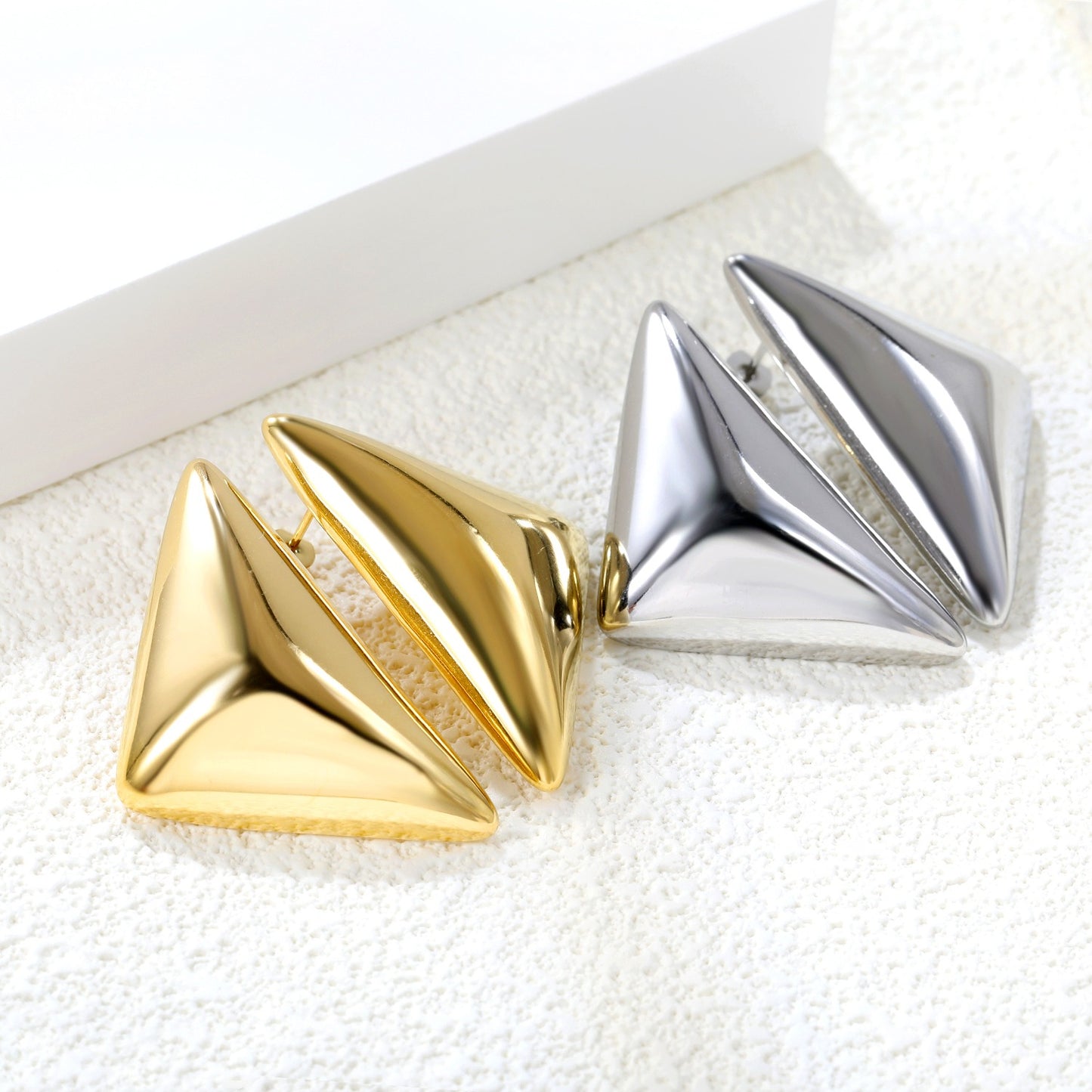 Chunky gold bold stud earring