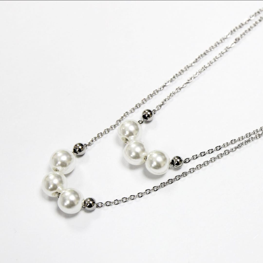Double chain necklace with pearls pendeant on the inner and the outer chain. 18k gold, gift for her, Waterproof.