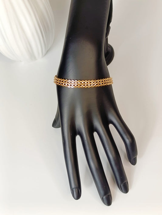 Chain bracelet. Gold bracelet. Gold-plated jewelry. women jewelry. Gift for her. minimalist. vintage. Gift for women