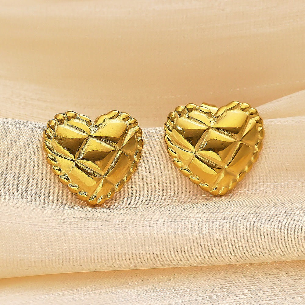 Heart shaped stud