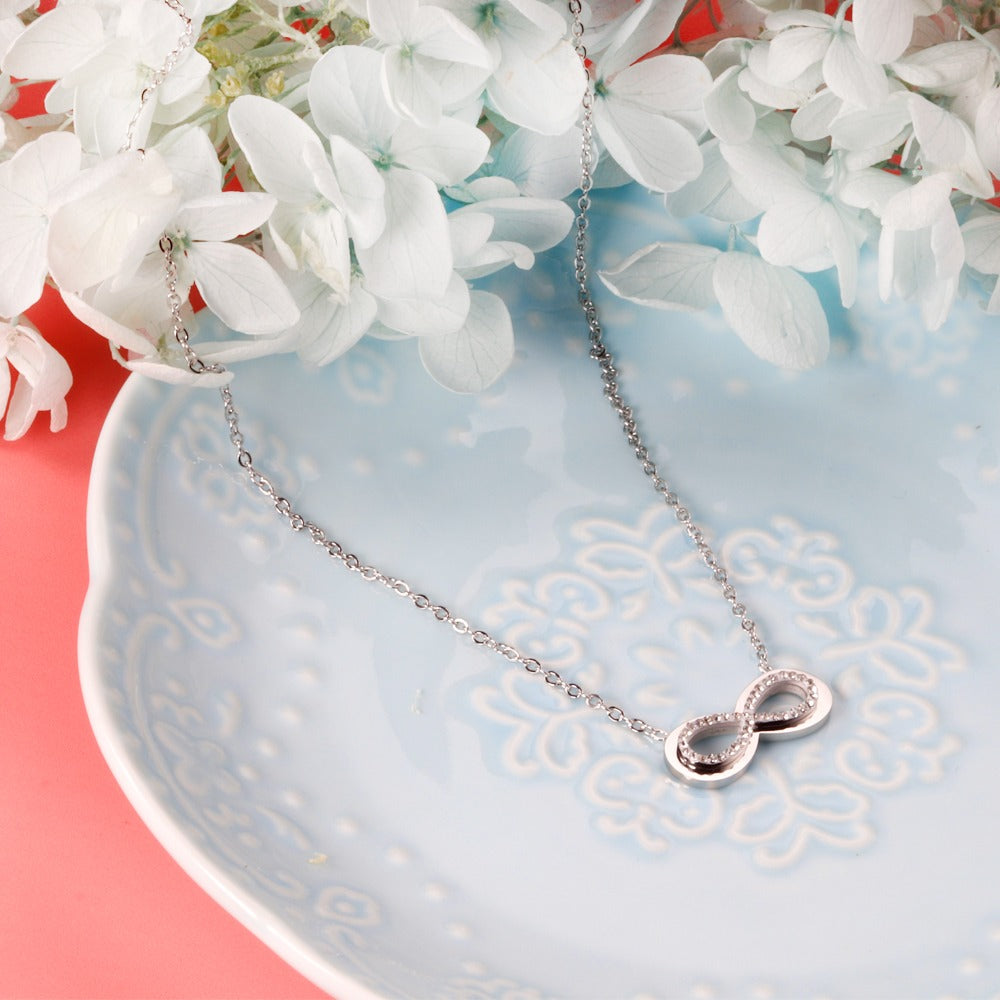 Silver Necklace with infinity pendant