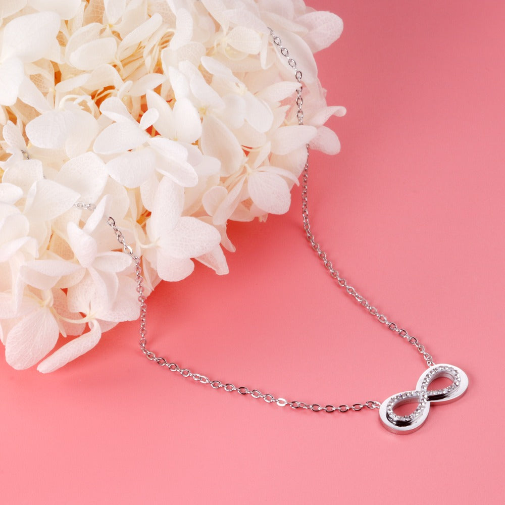 Silver Necklace with infinity pendant