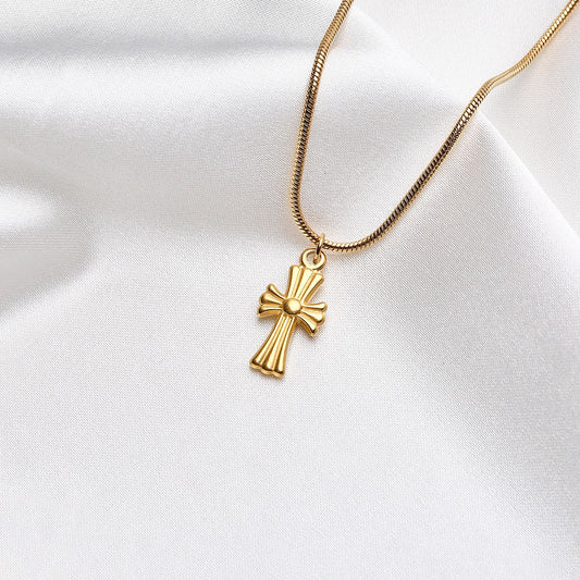 Necklace with cross pendant