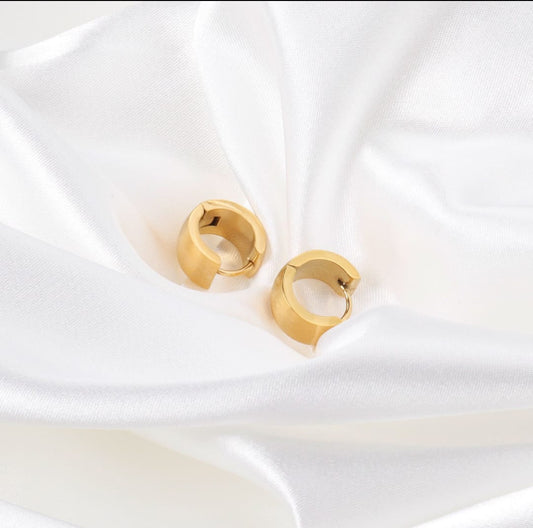 Plain small hoop earrings Waterproof earrings, hypoallergenic, Non-Tarnish Jewelry, Minimalist.