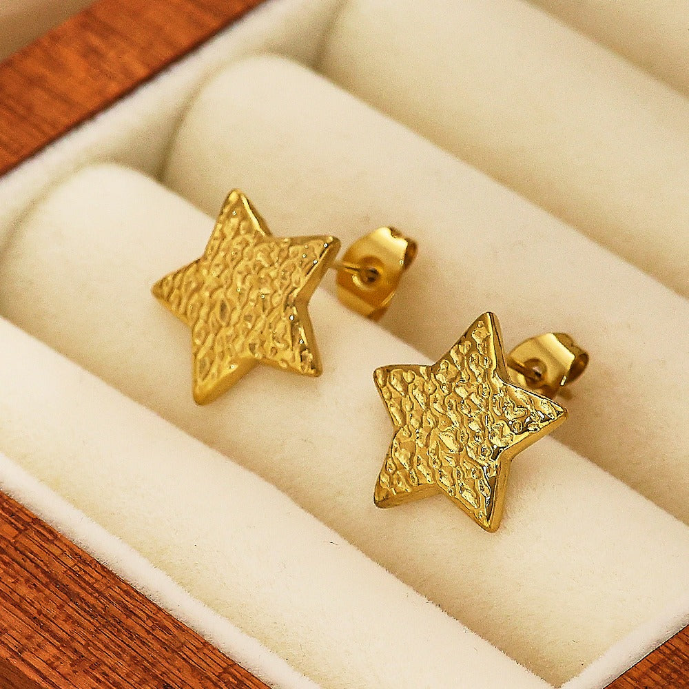 Star shaped stud