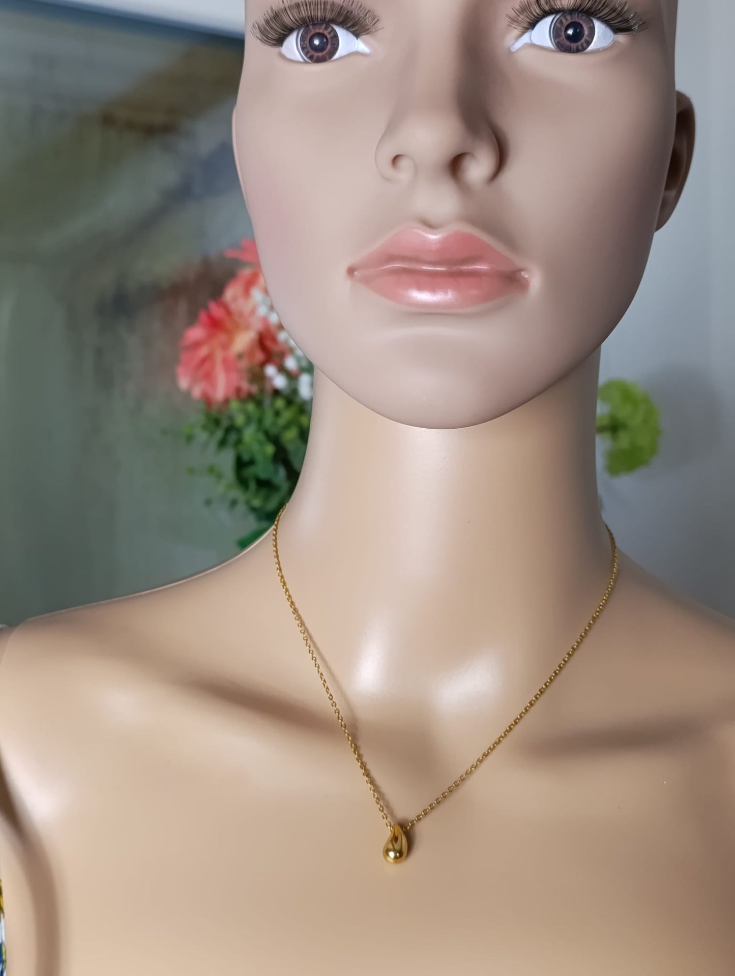 Water pearl necklace, in gold color and silver color. 18K gold plated. Waterproof. stainless steel.