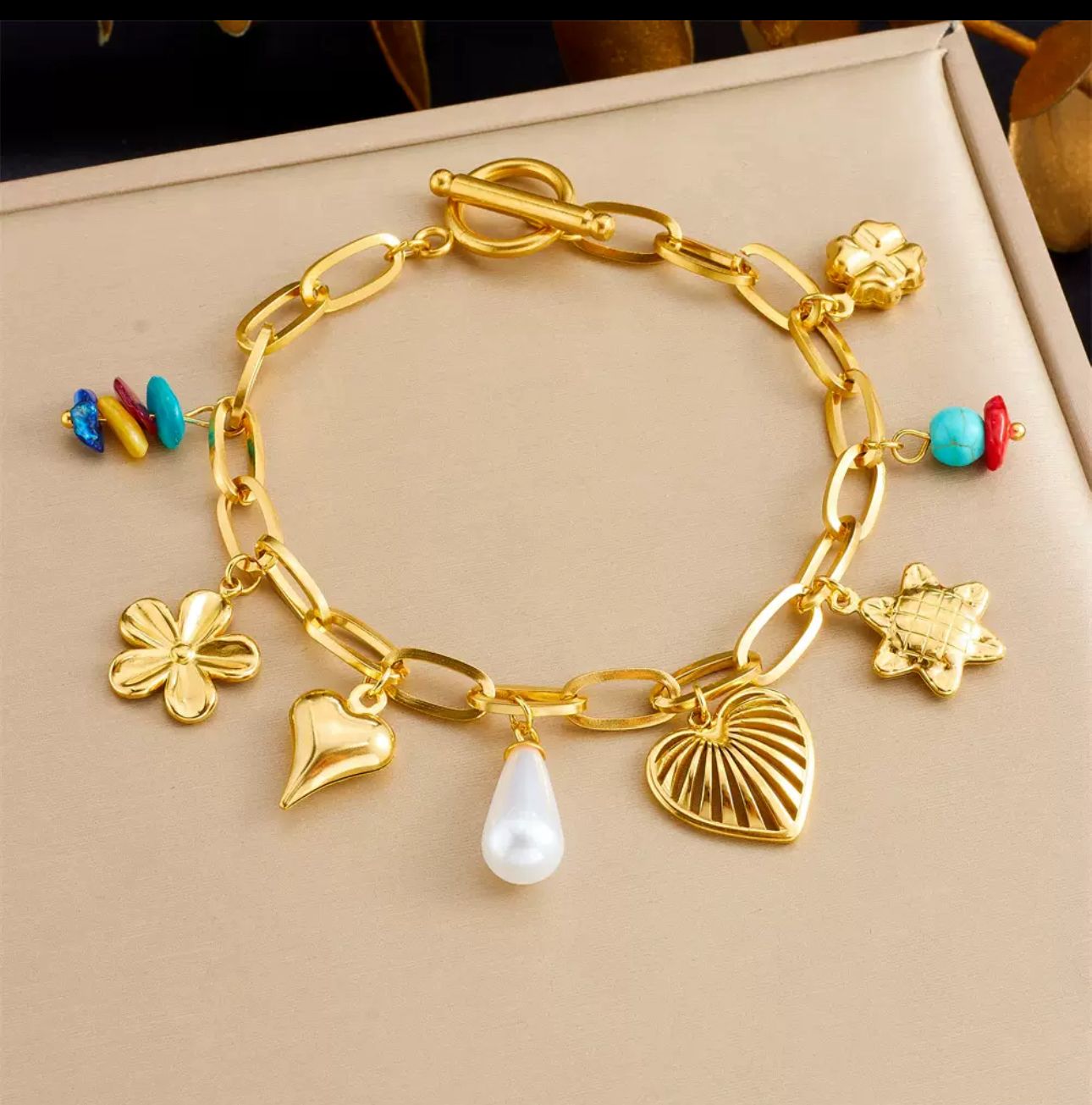 DILA CHARMS BRACELET