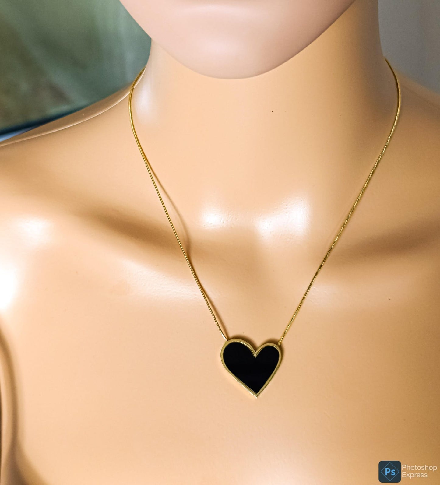 Necklace, Gold necklace, waterproof necklace, Heart pendant necklace, stainless steel, 18k gold, gift for her, gifts, Love Pendant Necklace