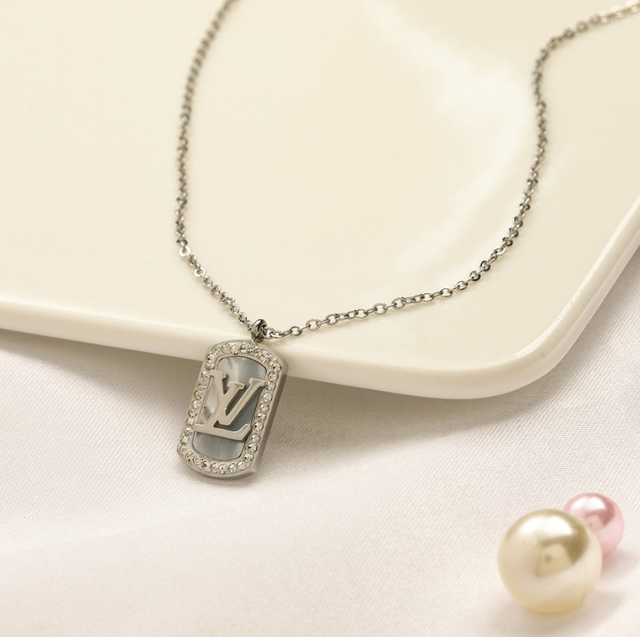 N-LV48. LV Stainless steel, Waterproof, Necklace with pendant.