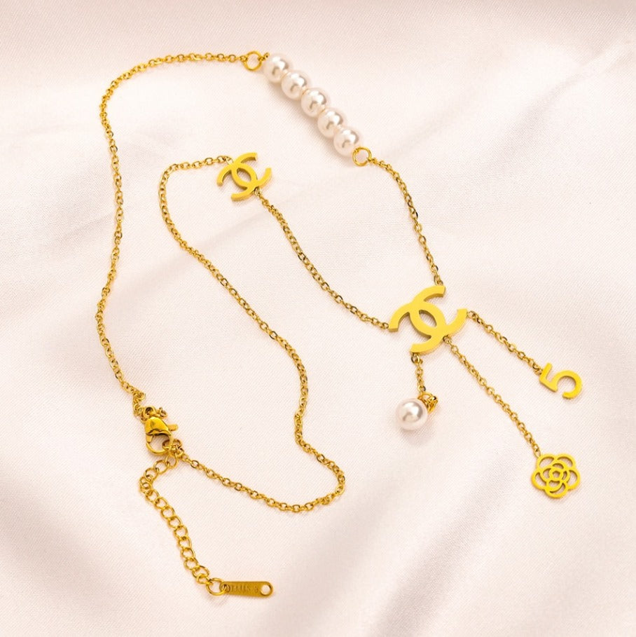 N-Chanel102. Chanel Necklace with pearls, stainless steel, waterproof.