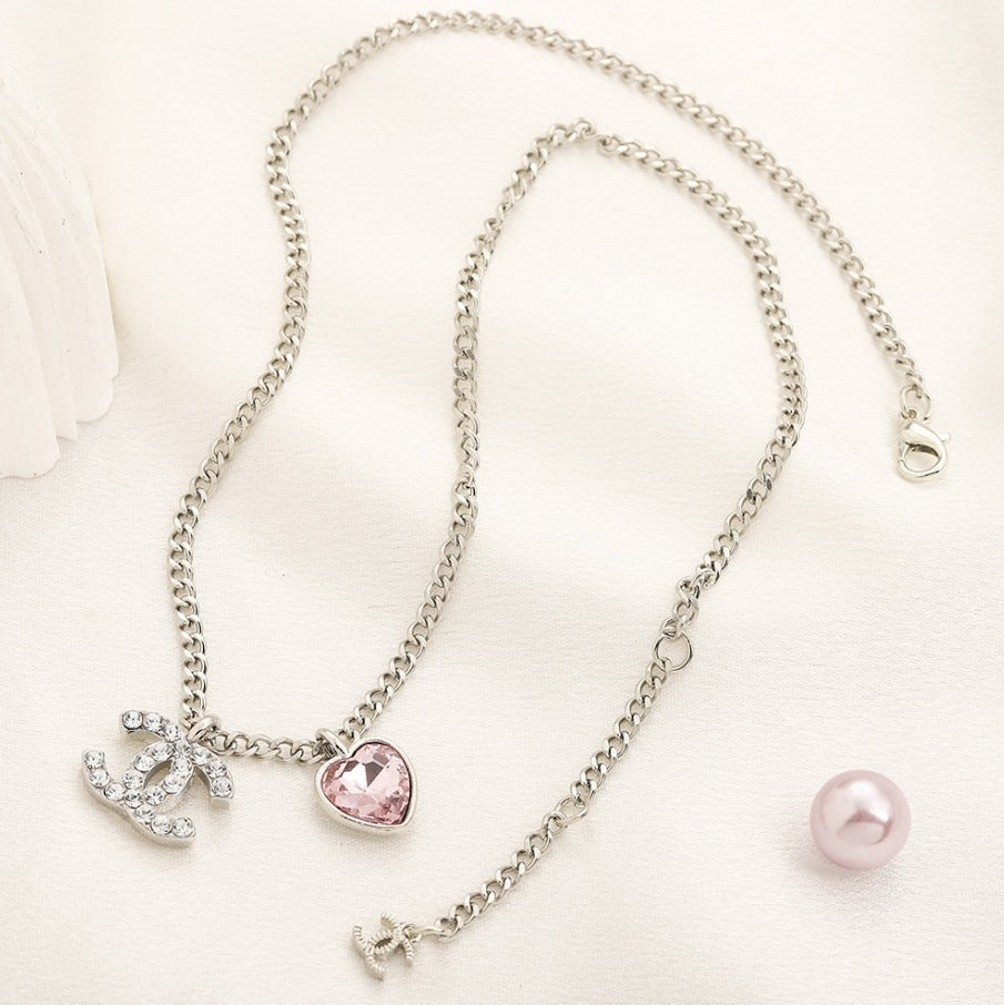 N-Chanel40. Chanel necklace with zirconstones and Rhinestone,