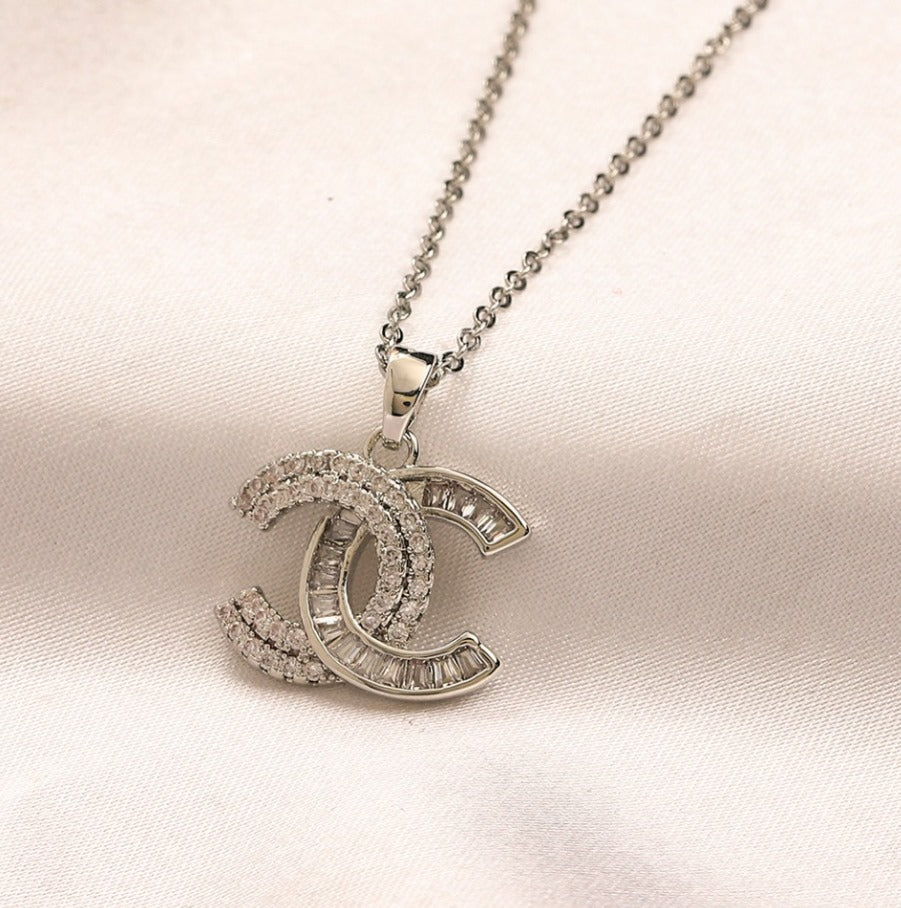 N-Chanel42. Chanel Stainless steel, Waterproof, Necklace, with zirconstones pendant