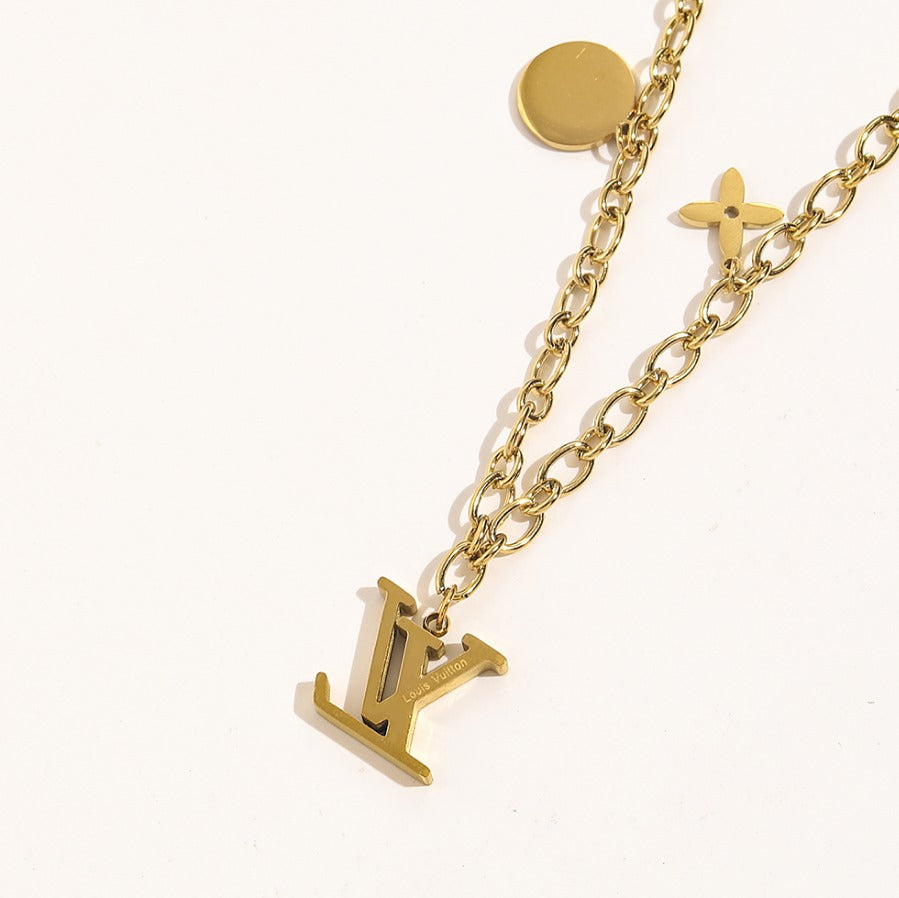 N-LV19. LV Stainless steel, Waterproof, Necklace with pendant.