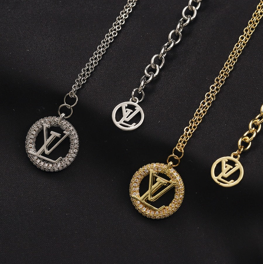 N-LV4. LV Stainless steel, Waterproof, Necklace with  round pendant.