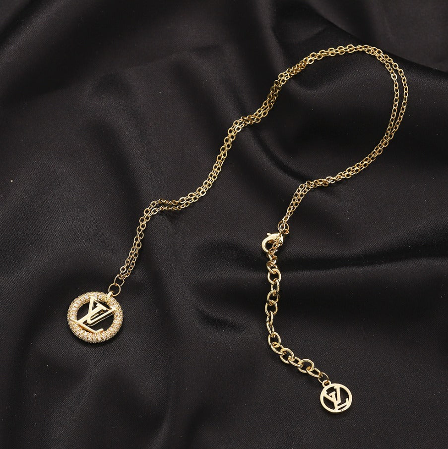 N-LV4. LV Stainless steel, Waterproof, Necklace with  round pendant.