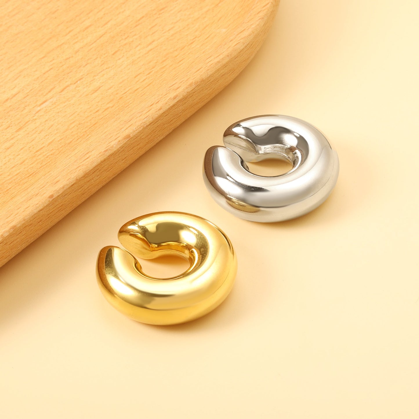 Plain cuff earrings