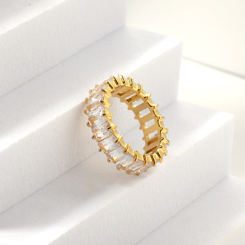 Ring with crystal rhinestones all over