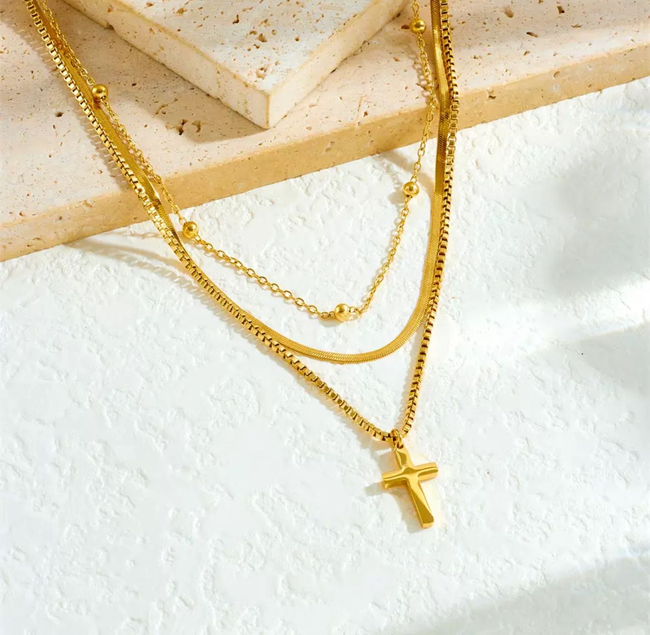 CLAUDIA TRIPLE CHAIN NECKLACE