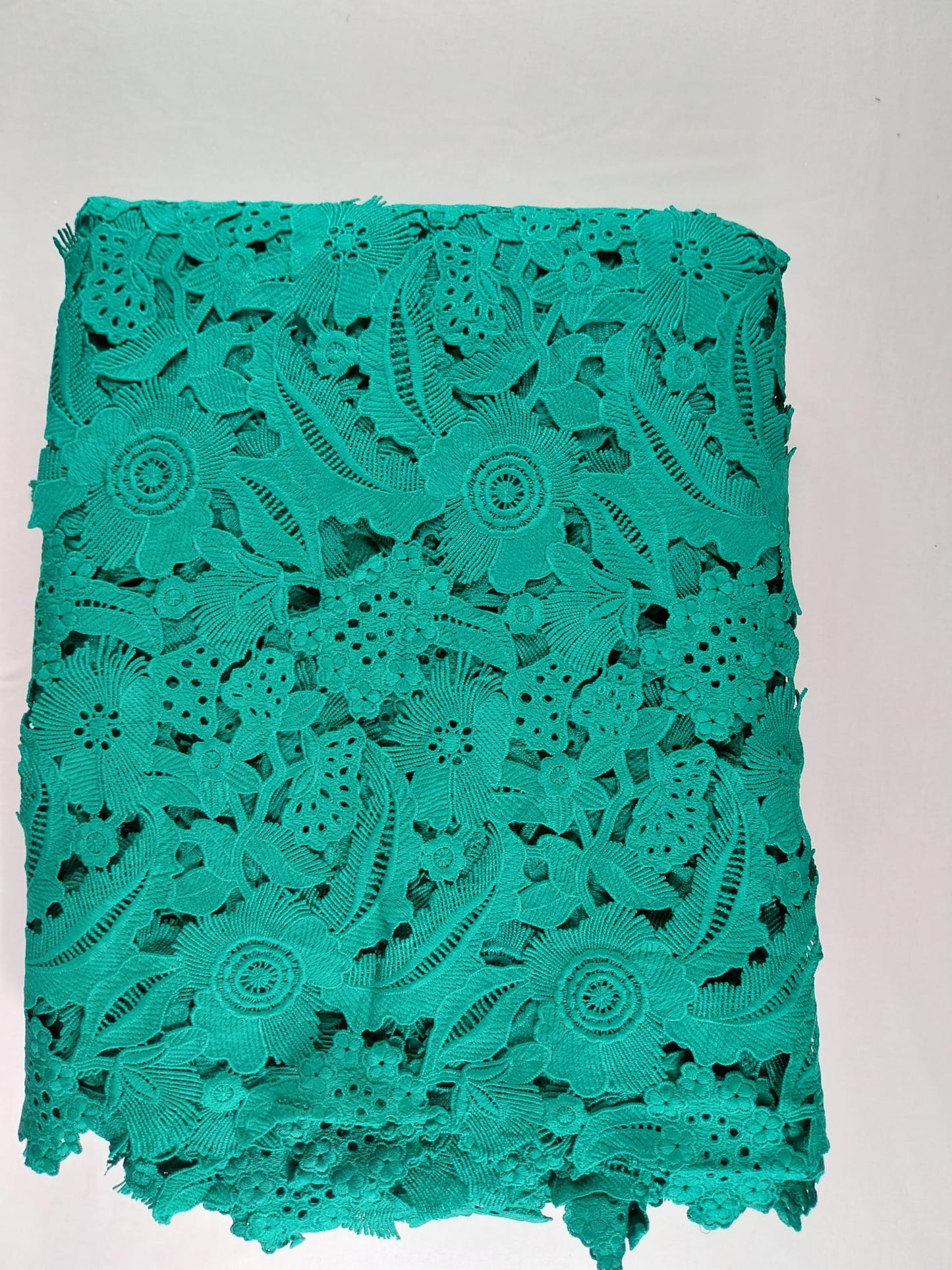 Guipure Lace Fabric, Floral Lace Fabric, Hollowed Flower Embroidery Fabric for Prom Dress, Wedding Gown and Party Dress,