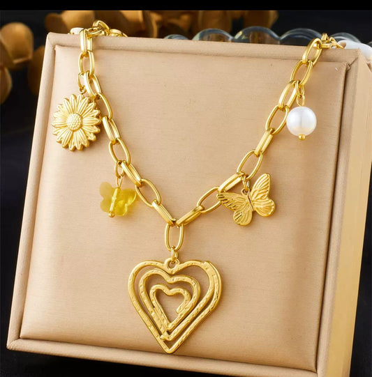 Big chain necklace with charms