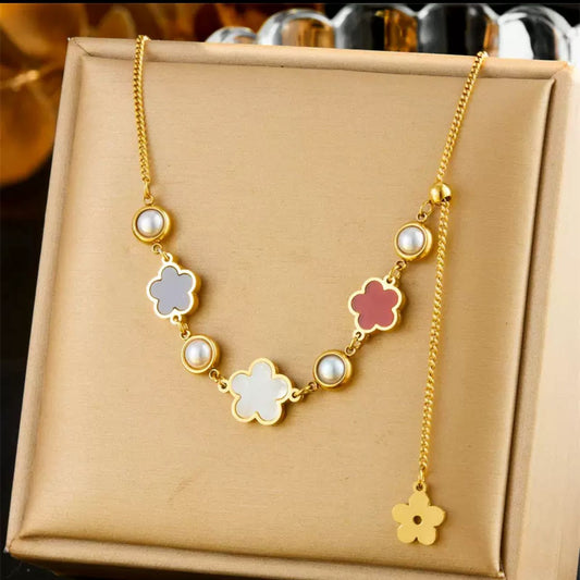 Black,white and red clover Necklace