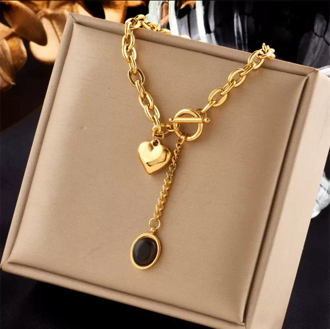 CELIA HEART NECKLACE