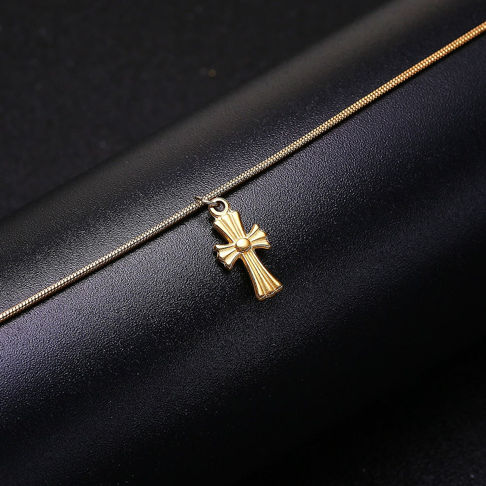 Necklace with cross pendant