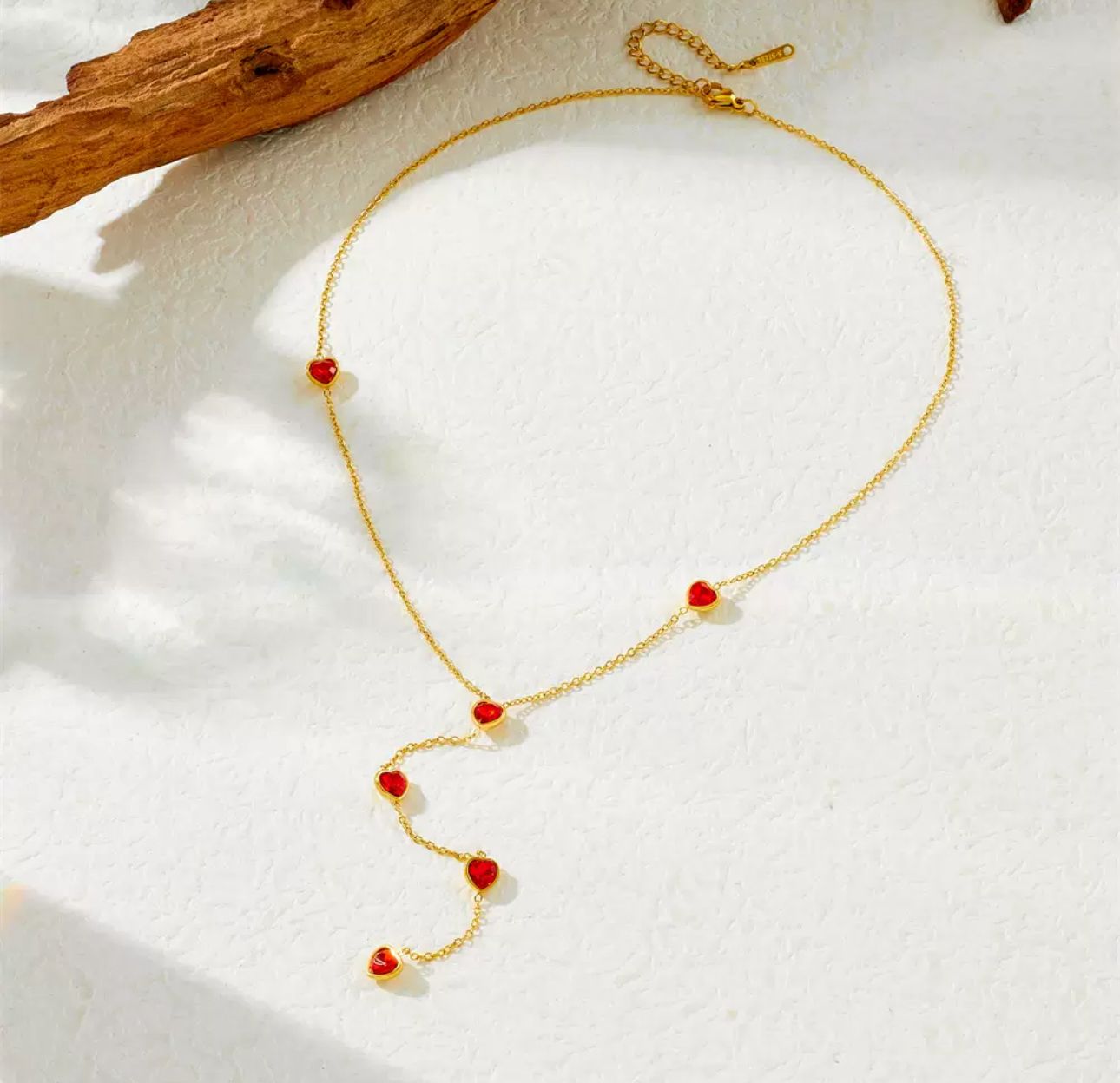 DAMI NECKLACE