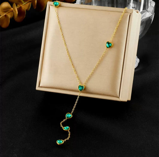DAMI NECKLACE